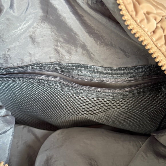 Urban Expressions Quilted Tan Women's Urban Fit Bag - Picture 6 of 11